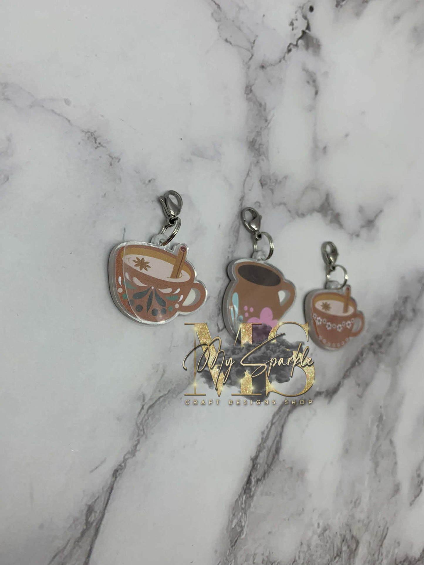 Taza de Barro, Cup, Atotle , Champurrado, conchas love, Navidad, Latina Badge Reel Charm