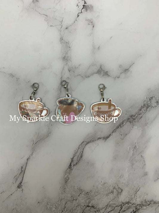 Taza de Barro, Cup, Atotle , Champurrado, conchas love, Navidad, Latina Badge Reel Charm